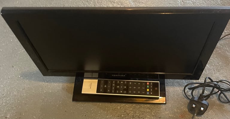 TOSHIBA TV