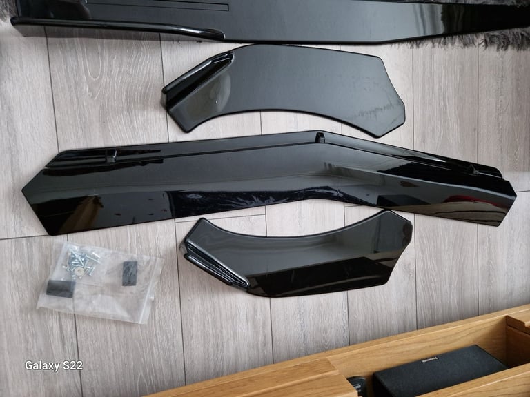 Car trim set black gloss (plastic) 