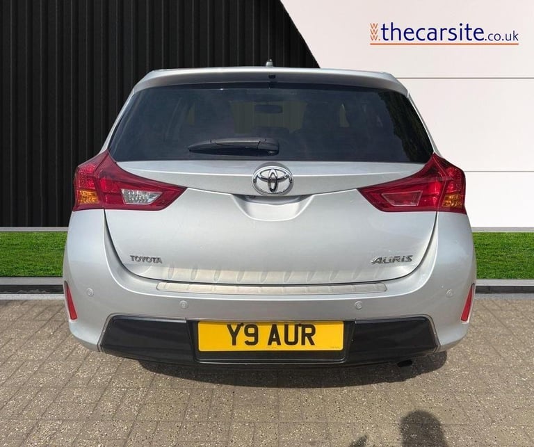 2013 Toyota Auris 1.6 V-Matic Excel Multidrive S Euro 5 5dr HATCHBACK Petrol Automatic