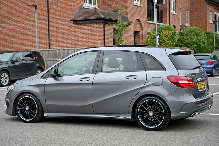 MERCEDES-BENZ B200 AMG LINE [PREMIUM] 2.1 CDI DIESEL AUTO 5DR MPV 2016 [16] GREY