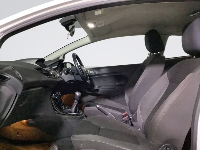 2016 Ford Fiesta 1.25 82 Zetec 3dr HATCHBACK PETROL Manual