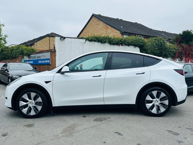 2023 Tesla Model Y Auto RWD 5dr MPV Electric Automatic