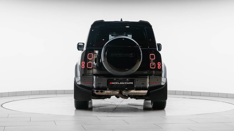 2024 Land Rover Defender 3.0 D250 Hard Top Auto [3 Seat] PANEL VAN DIESEL Automatic