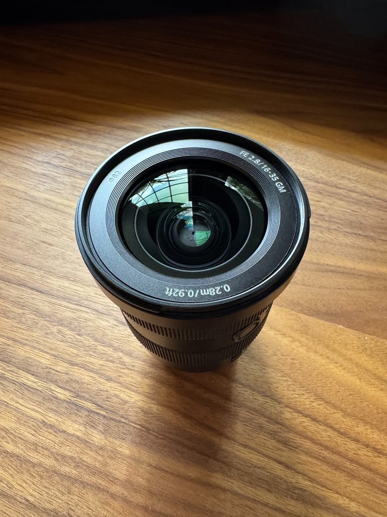 Sony GM 16-35 f2.8 - pristine!