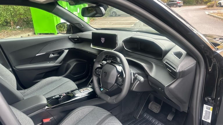 2025 Peugeot 2008 1.2 HYBRID Allure e-DSC6 Euro 6 (s/s) 5dr SUV Hybrid Automatic
