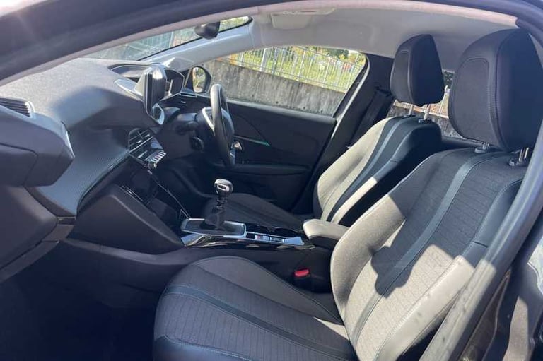 2022 Peugeot 208 1.2 PureTech Allure Premium Hatchback 5dr Petrol Manual Euro 6 (s/s) (100 p Hatc...