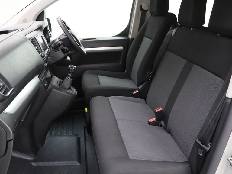 2022 Toyota PROACE CITY Verso 1.5D Shuttle Medium 5dr MPV DIESEL Manual