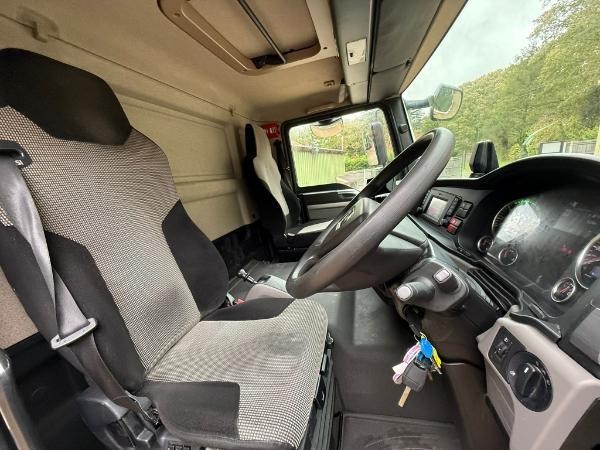 MAN TGM26.320 25ft 5 Dropside Scaffold Body 