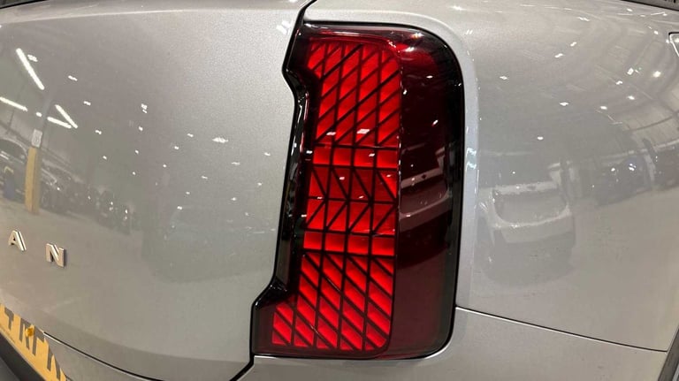 2024 MINI Countryman 150kW E Classic 66kWh 5dr Auto Hatchback Electric Automatic