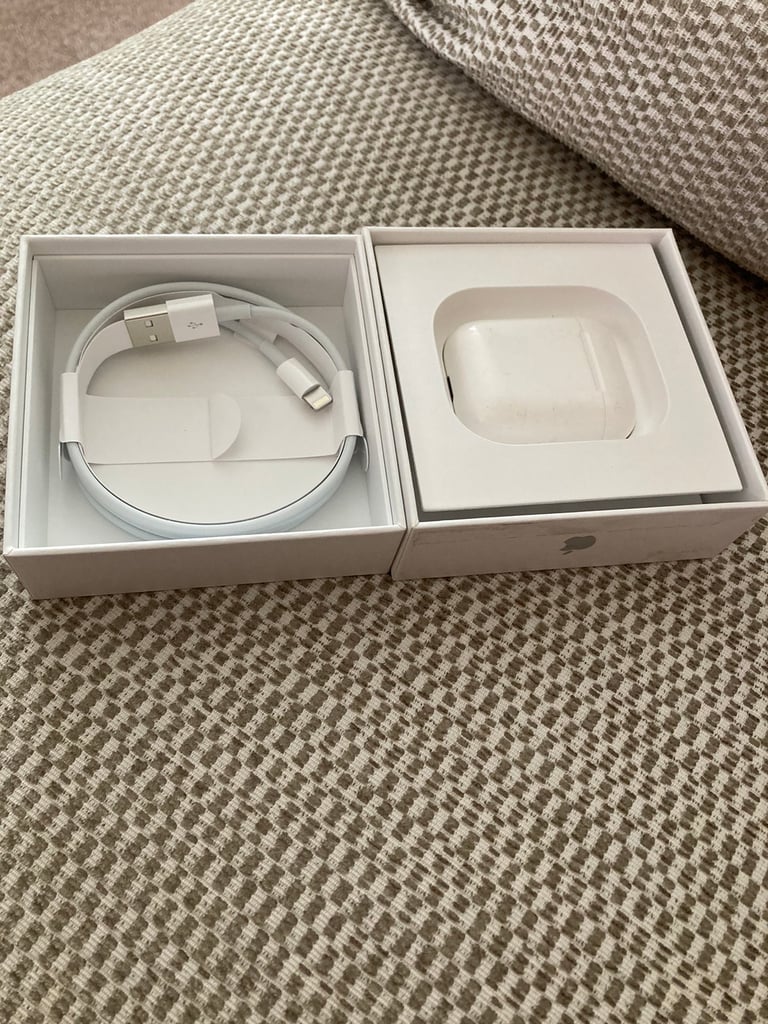 Apple AirPods 2nd generation 