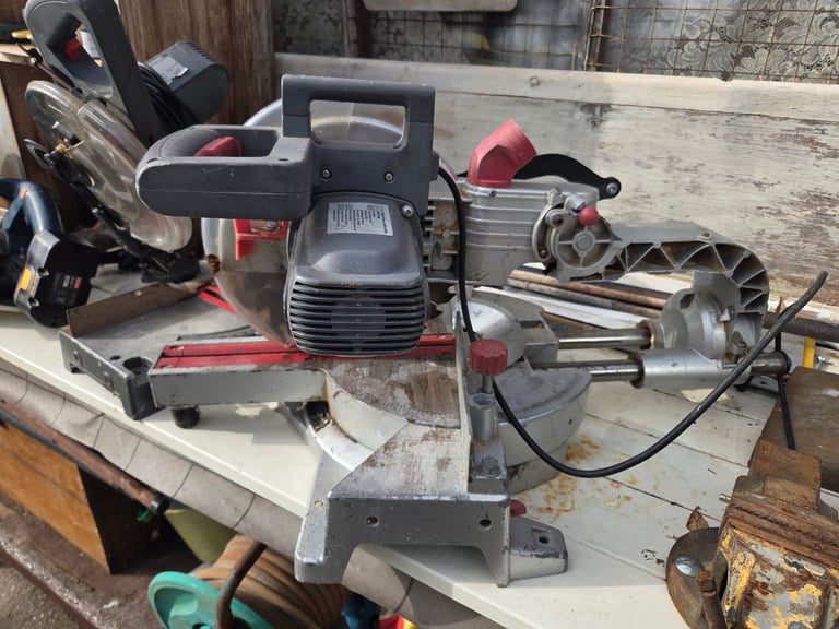 Electric saws and drill 