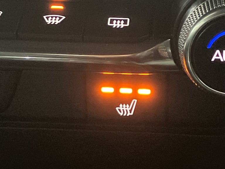 2025 Mazda Mazda3 2.5 e-Skyactiv G MHEV [140] Exclusive-Line 5dr Hatchback PETROL Manual