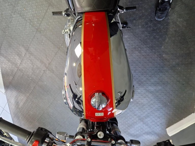 2021 Royal Enfield INTERCEPTOR 650 E5