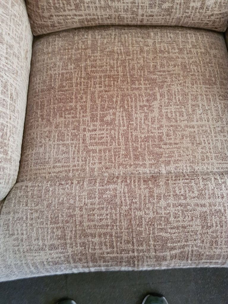 Very Comfy HLS Recliner Armchair FREE Delivert