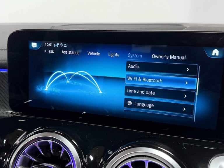 2022 Mercedes-Benz GLB 2.0 GLB35 AMG (Premium Plus) SUV 5dr Petrol 8G-DCT 4MATIC Euro 6 (s/s) (30...