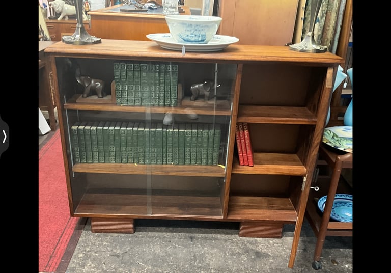 Lovely vintage bookcase very very clean