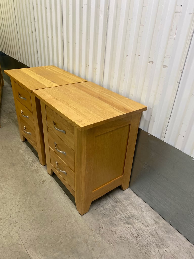 Solid Oak Pair of Bedside tables/ cabinets 