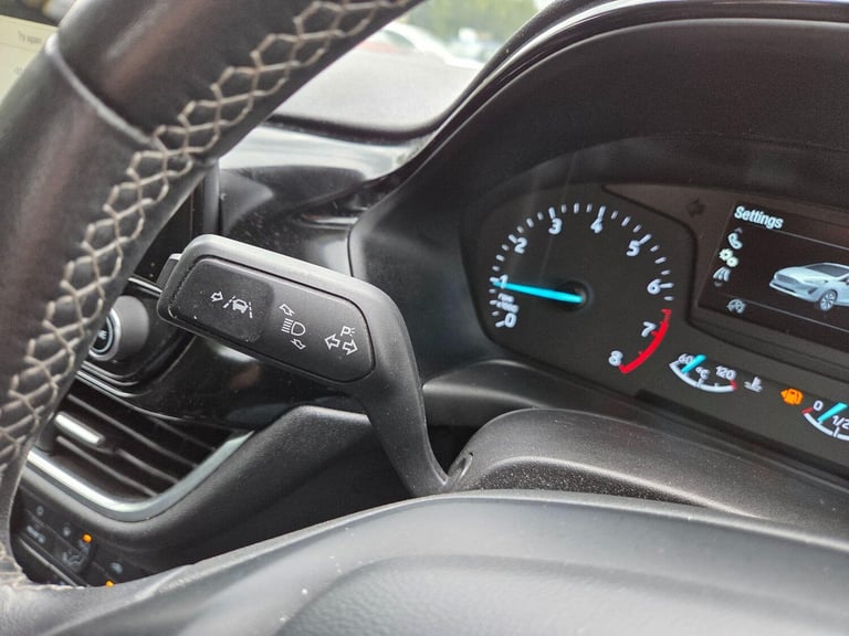 2018 Ford Fiesta 1.0T EcoBoost Zetec Euro 6 (s/s) 5dr Petrol