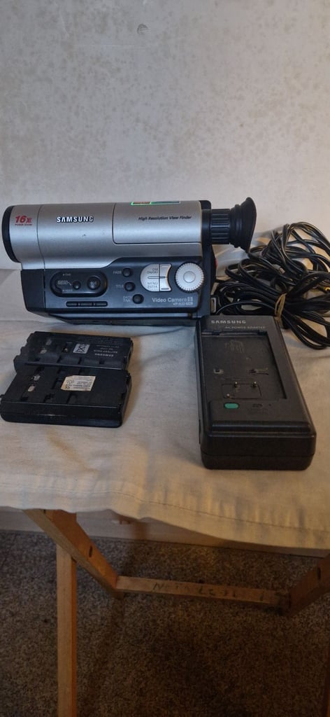 Samsung video 8 camera