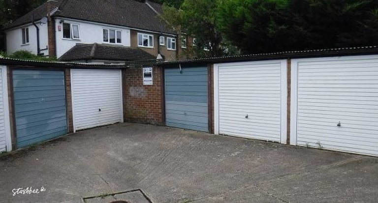 Garage to rent in Enfield (EN2) | Stashbee