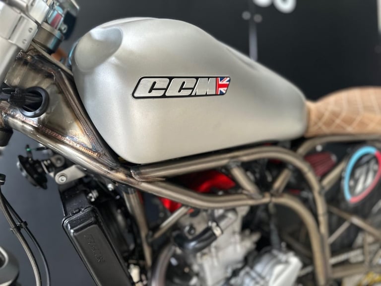 STUNNING LOW MILEAGE 2019/69 CCM SPITFIRE MOTORCYCLE 
