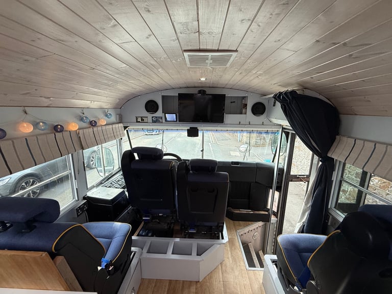 Off Grid Live aboard Skoolie motorhome