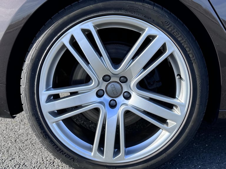 2015 Audi A8 LWB 6.3 W12. Ultimate Luxury Supersaloon. 47k. FSH. 500BHP.