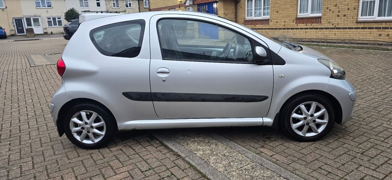 Toyota, AYGO, Hatchback, 2008, Semi-Auto, 998 (cc), 3 doors