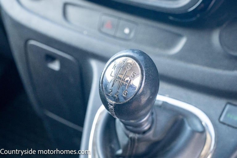 2015 Vauxhall Vivaro