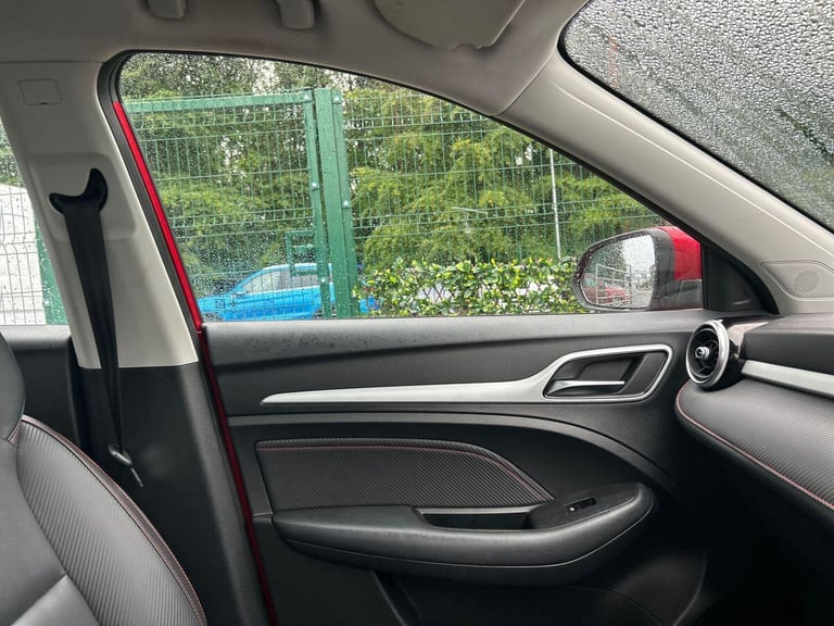 2022 MG MG ZS 72.6kWh Trophy Long Range SUV 5dr Electric Auto (156 ps) SUV ELECTRIC Automatic