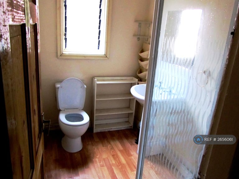 7 bedroom house in Goulden Road, Manchester, M20 (7 bed) (#2656061)