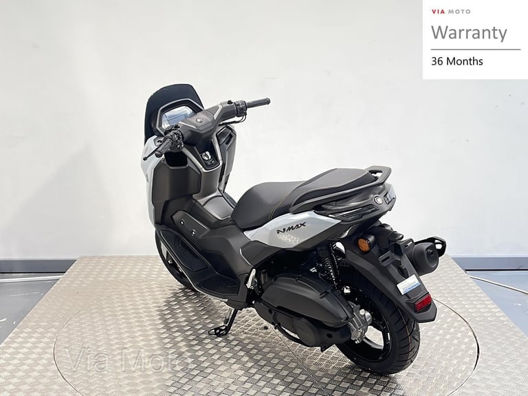 YAMAHA NMAX Tech MAX 125