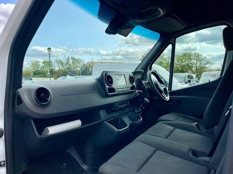Mercedes-Benz Sprinter 314 CDI 140 L3H2 LWB HIGH ROOF RWD