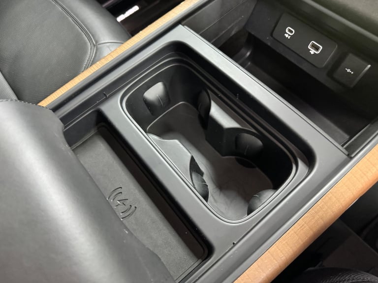 2023 Land Rover Defender 130 3.0 D300 MHEV X Auto 4WD Euro 6 (s/s) 5dr ESTATE Diesel Automatic