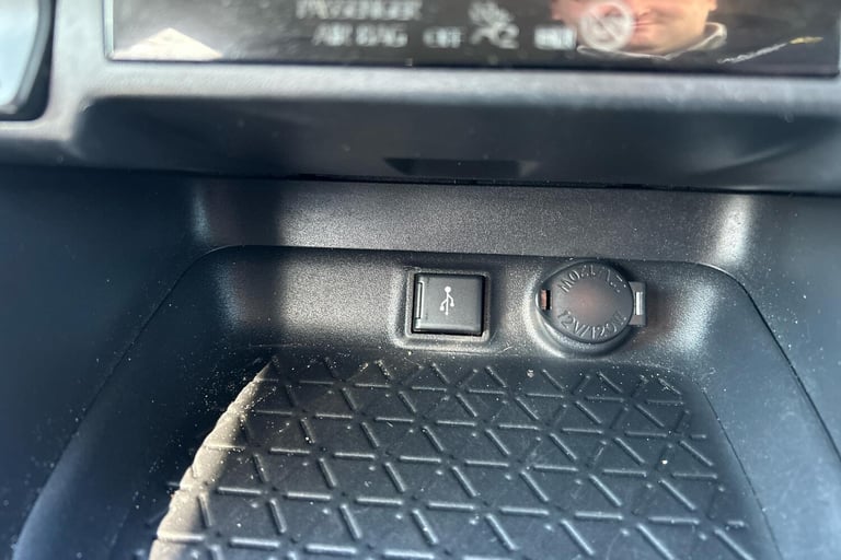  Toyota Rav4 2.5 Vvt H Gpf Icon Suv 5dr Petrol Hybrid CVT Euro 6 s/s 218 Ps