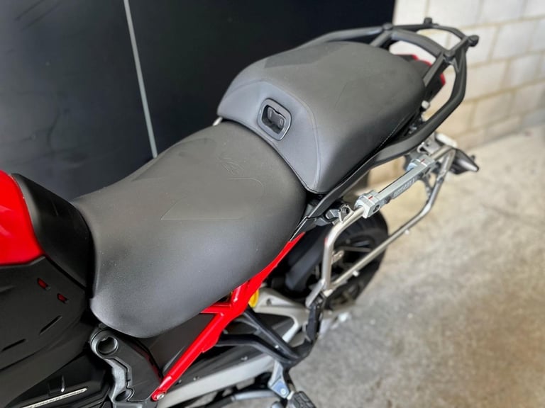 Stunning One Owner 2024/24 Ducati Multi V4S Rally Radar . 