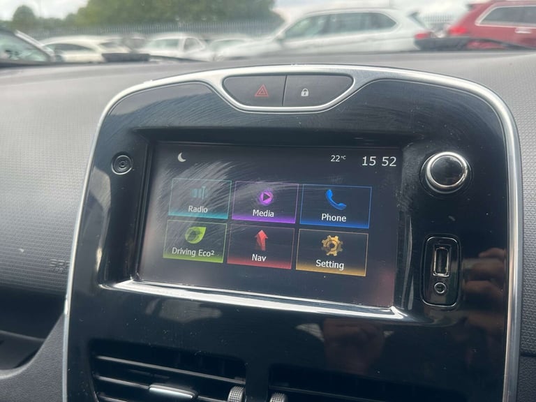 2015 Renault Clio 0.9 TCe Dynamique Nav Hatchback 5dr Petrol Manual Euro 6 (s/s) (90 ps) Hatchbac...