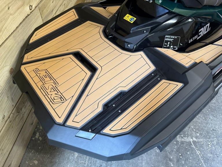 KAWASKAKI ULTRA 310LX 2024 JET SKI BRAND NEW UK MAIN DEALER