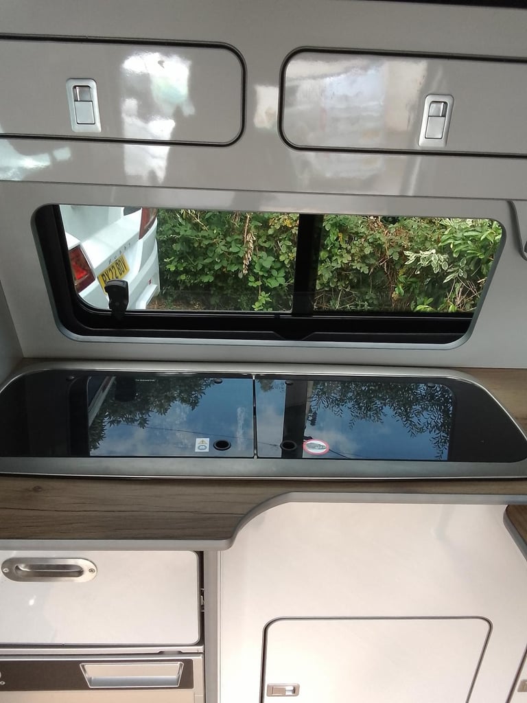 Volkswagen TRANSPORTER T28 S-LINE TD. CAMPERVAN 