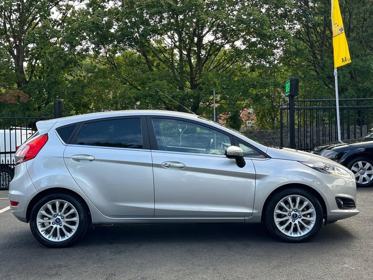 2014 Ford Fiesta 1.0T EcoBoost Titanium X Euro 5 (s/s) 5dr HATCHBACK Petrol Manual