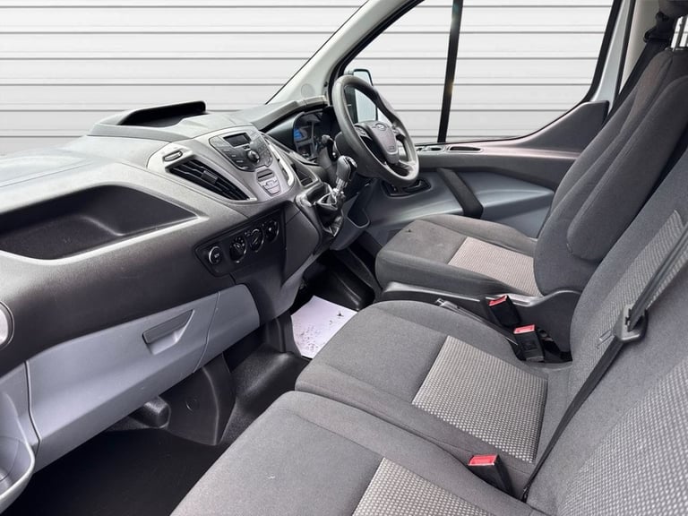 2017 Ford Transit Custom 2.0 TDCi 290 Panel Van 5dr Diesel Manual L1 H1 (157 g/km, 104 bhp) PANEL...