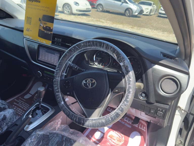 2025 Toyota Auris PETROL AUTOMATIC 1,5L Hatchback HYBRID ELECTRIC Manual