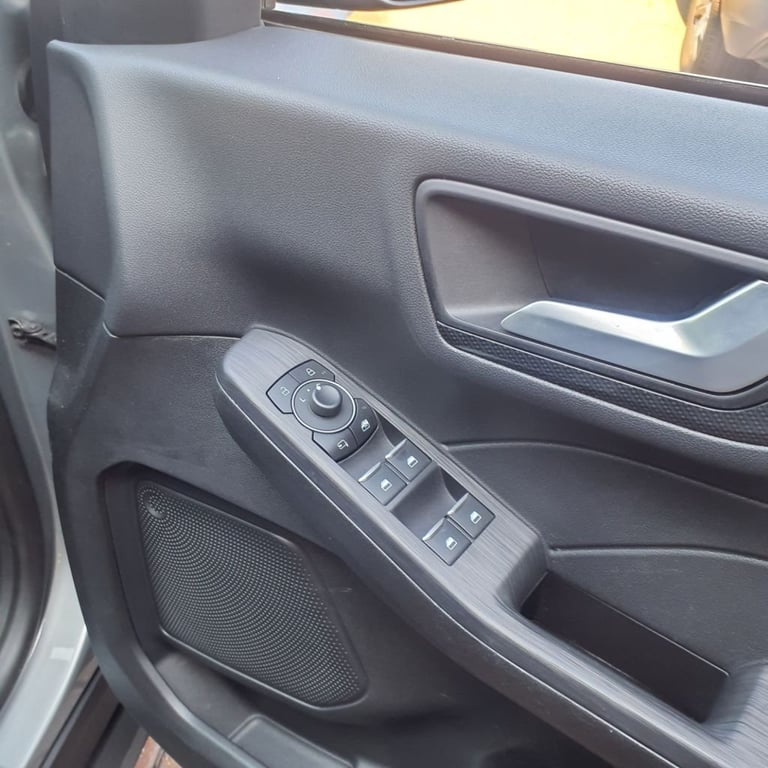 2024 73 FORD KUGA 2.5H DURATEC ST-LINE X EDITION SUV 5DR PETROL HYBRID CVT EURO