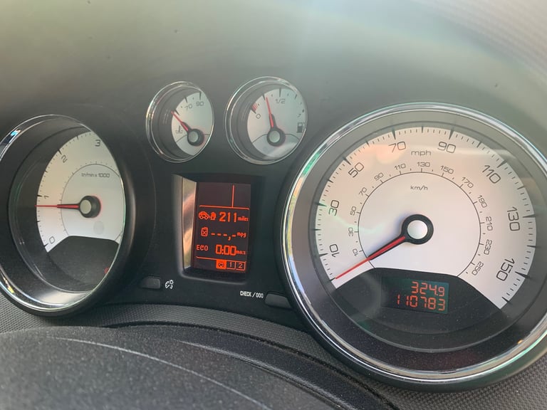 Peugeot, 308, Estate, 2012, Manual, 1560 (cc), 5 doors