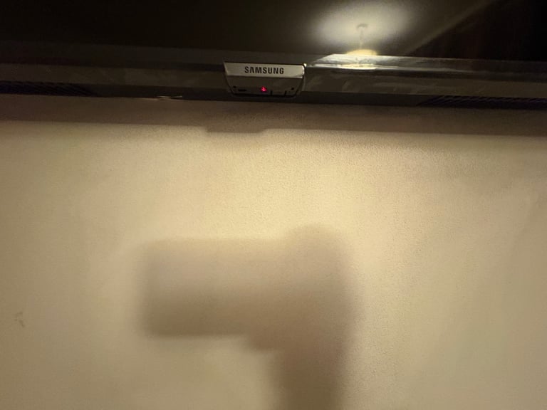 Samsung 43” Smart TV