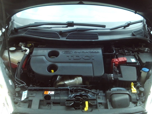 2014 Ford Fiesta 1.5 TDCi Zetec 5dr Black 58k Miles Years MOT Warranty £20 Road Tax HATCHBACK Die...