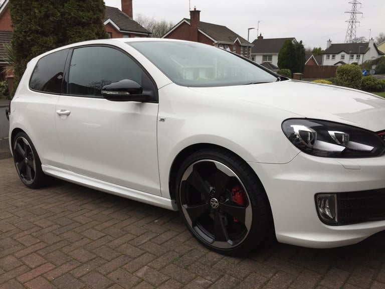 Volkswagen, GOLF, limited edition  35 Hatchback, 2012, Manual, 1984 (cc), 3 doors