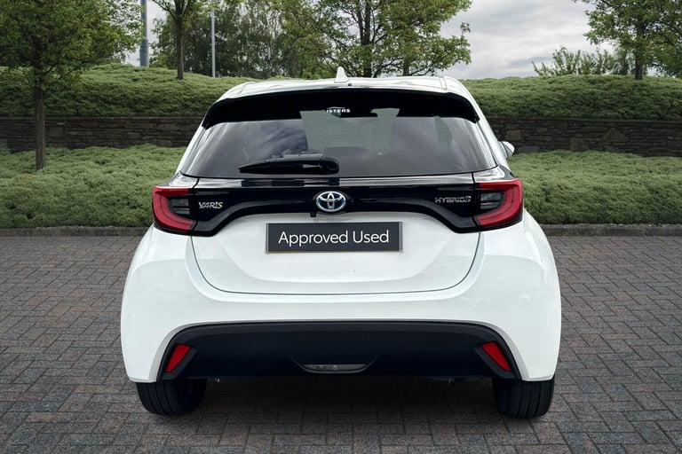 2023 Toyota Yaris 1.5 Hybrid Design 5dr CVT Hatchback Hybrid Automatic