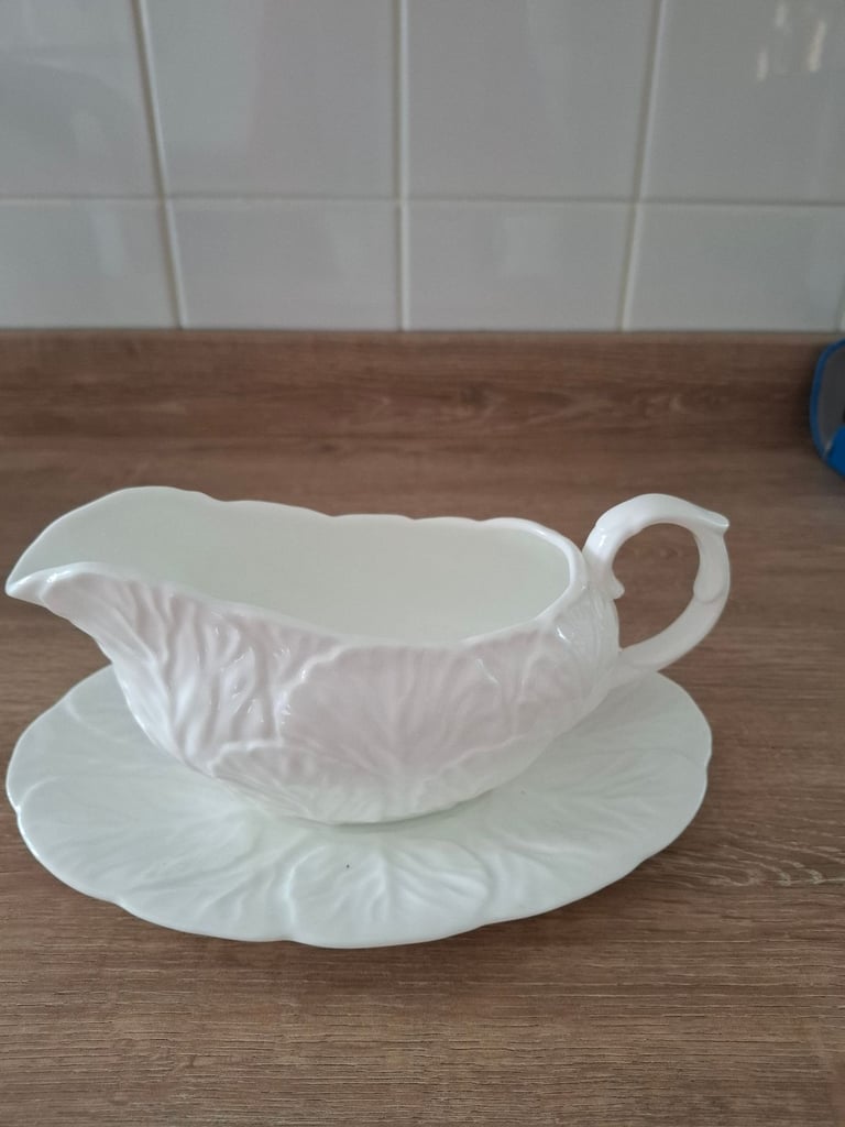 image for Gravy Boat and Plate