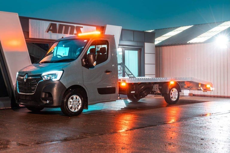 2025 RENAULT MASTER BUSINESS EDITION RECOVERY TRUCK CAR TRANSPORTER 145BHP